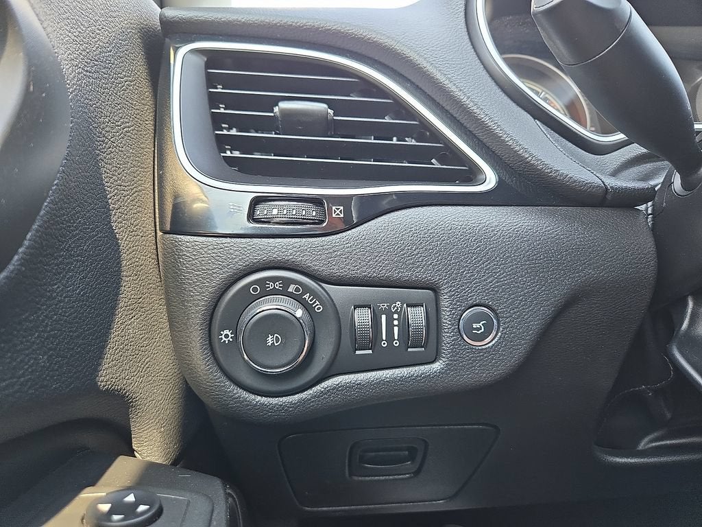 2019 Jeep Cherokee Altitude
