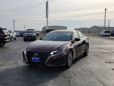 2025 Nissan Altima SV