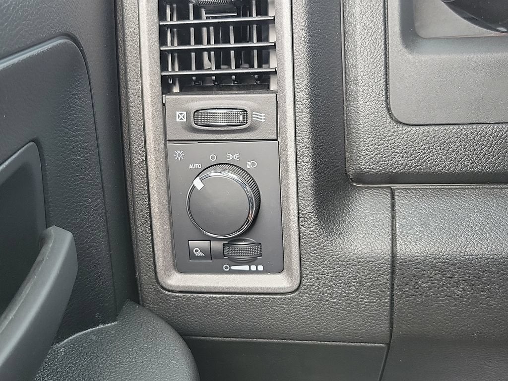 2024 RAM 1500 Classic Tradesman