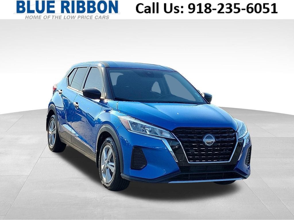 2023 Nissan Kicks S
