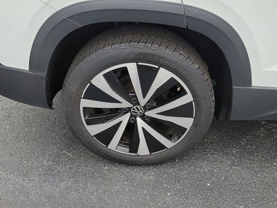 2024 Volkswagen Taos SE