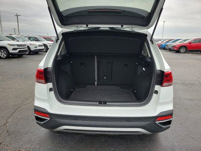 2024 Volkswagen Taos SE