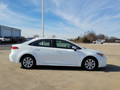 2025 Toyota Corolla LE