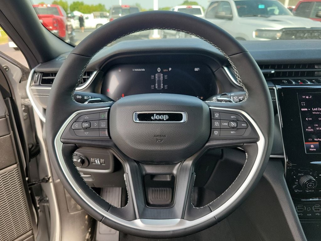 2026 Jeep Grand Cherokee Laredo X