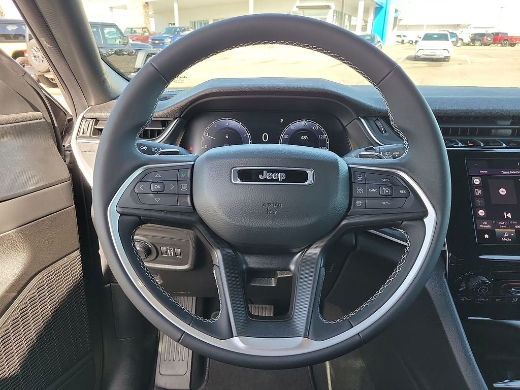 2025 Jeep Grand Cherokee Laredo X