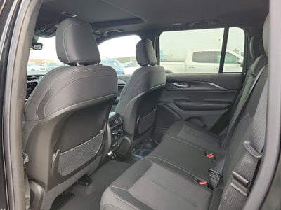 2026 Jeep Grand Cherokee Laredo X