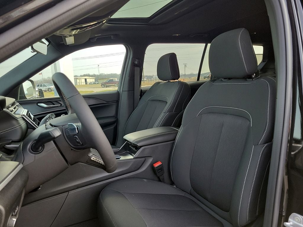 2026 Jeep Grand Cherokee L Laredo