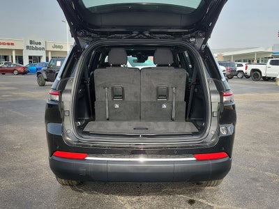 2026 Jeep Grand Cherokee L Laredo