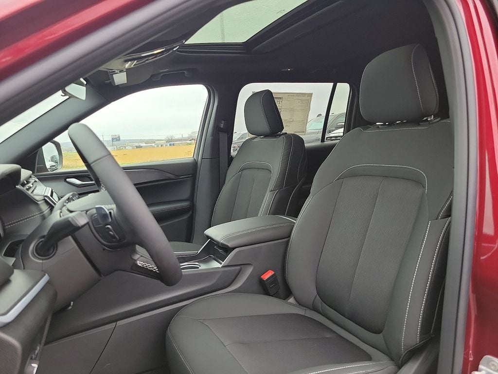 2026 Jeep Grand Cherokee L Laredo