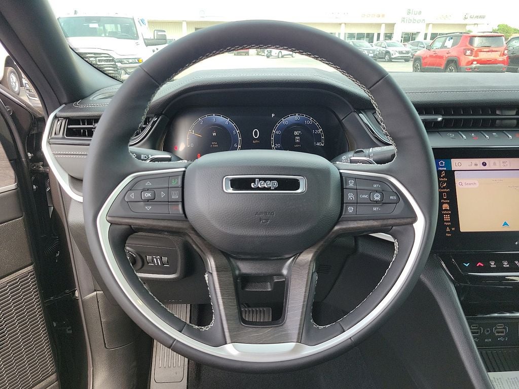 2026 Jeep Grand Cherokee L Laredo