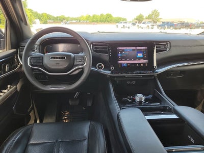 2024 Jeep Wagoneer L Base