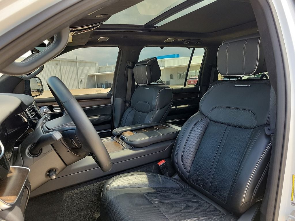 2023 Jeep Grand Wagoneer L Series II
