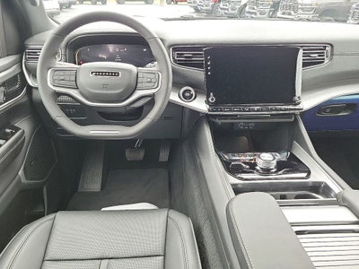 2025 Jeep Wagoneer Base