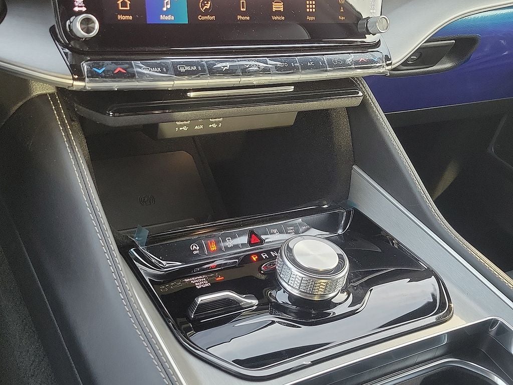 2025 Jeep Wagoneer Base