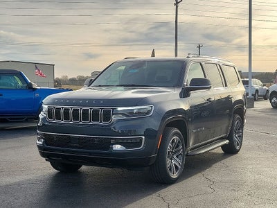 2025 Jeep Wagoneer Base