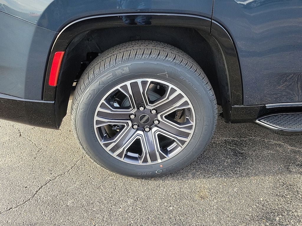 2025 Jeep Wagoneer Base