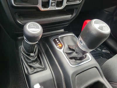 2022 Jeep Gladiator Willys