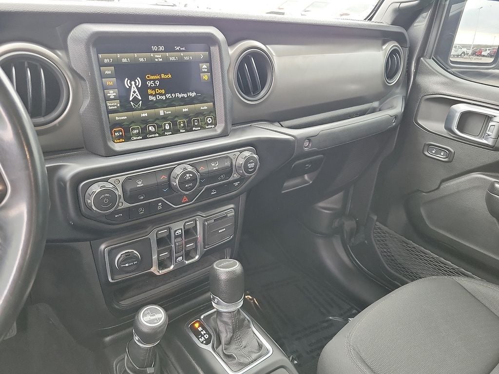 2022 Jeep Gladiator Willys