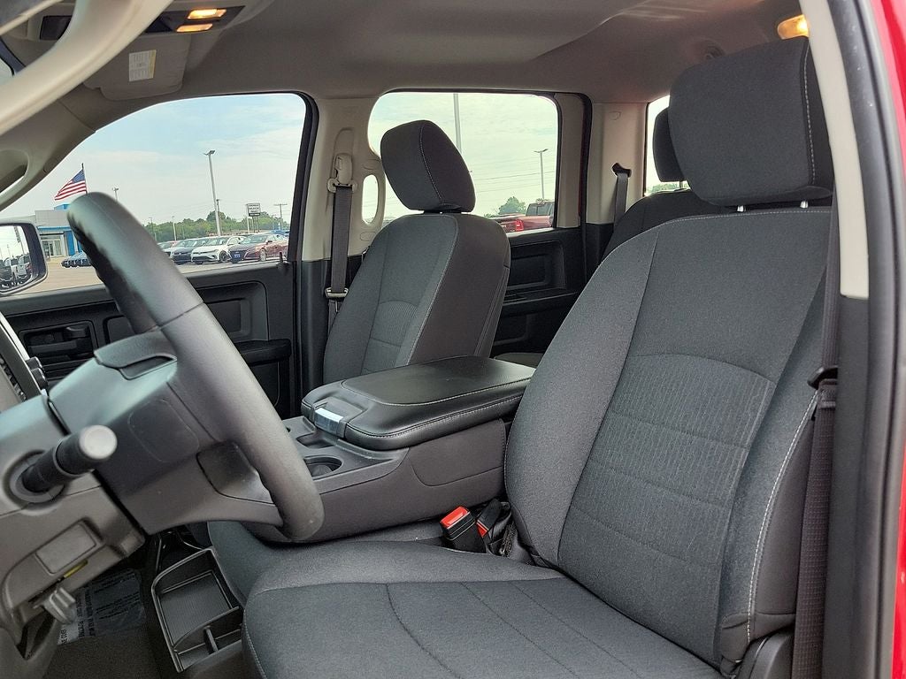 2024 RAM 1500 Classic Tradesman
