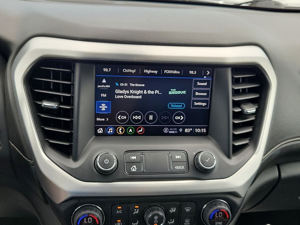 2023 GMC Acadia SLT