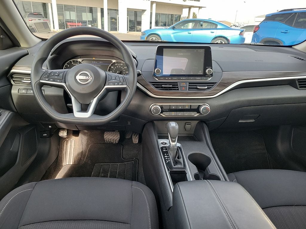 2025 Nissan Altima 2.5 SV