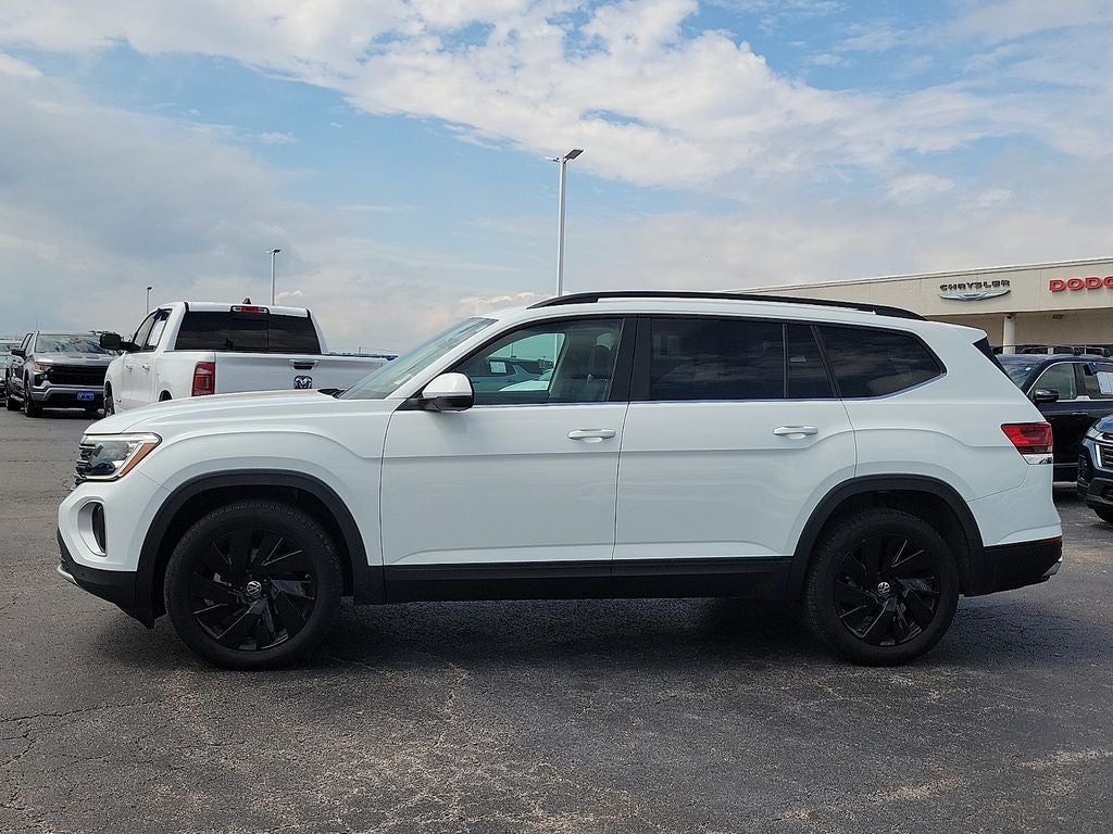 2025 Volkswagen Atlas 2.0T SE w/Technology