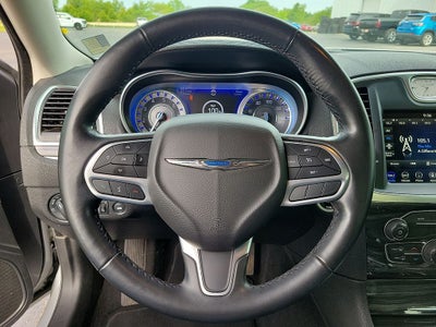 2022 Chrysler 300 Touring