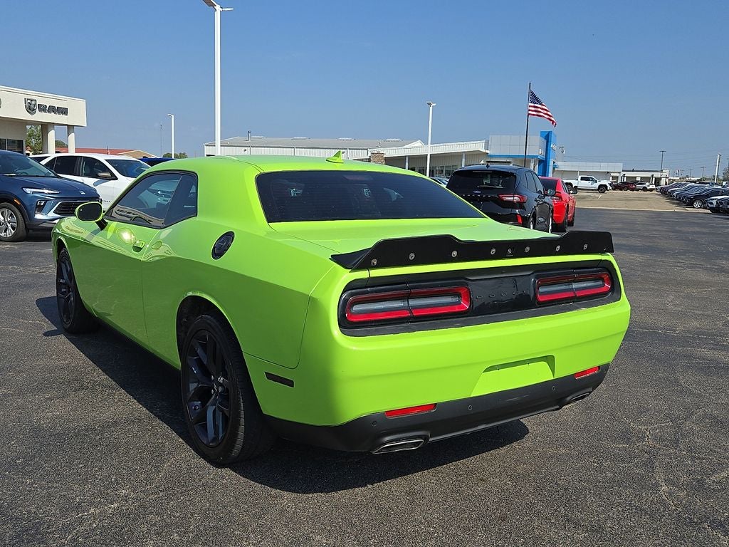 2023 Dodge Challenger SXT