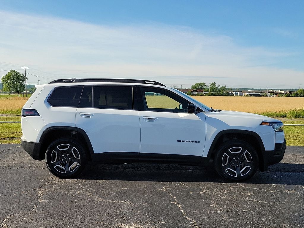2026 Jeep Cherokee Laredo