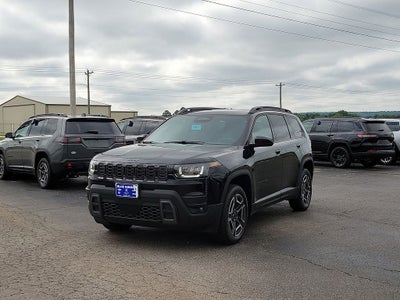 2026 Jeep Cherokee Laredo
