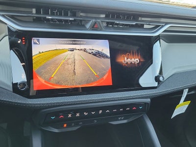 2026 Jeep Cherokee Laredo