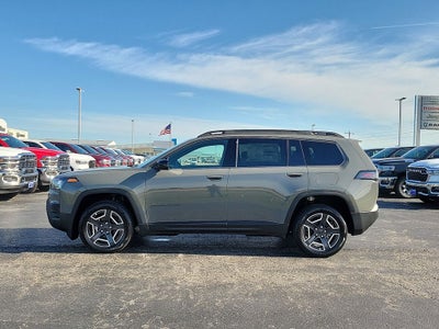 2026 Jeep Cherokee Laredo