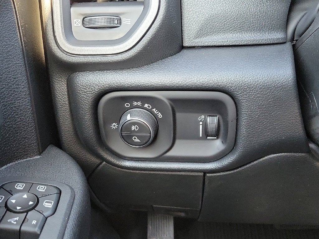 2027 RAM 2500 Black Express
