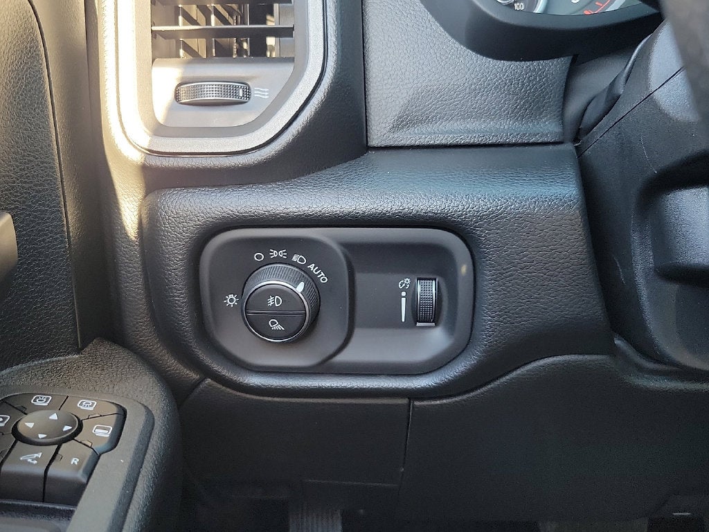 2027 RAM 2500 Warlock
