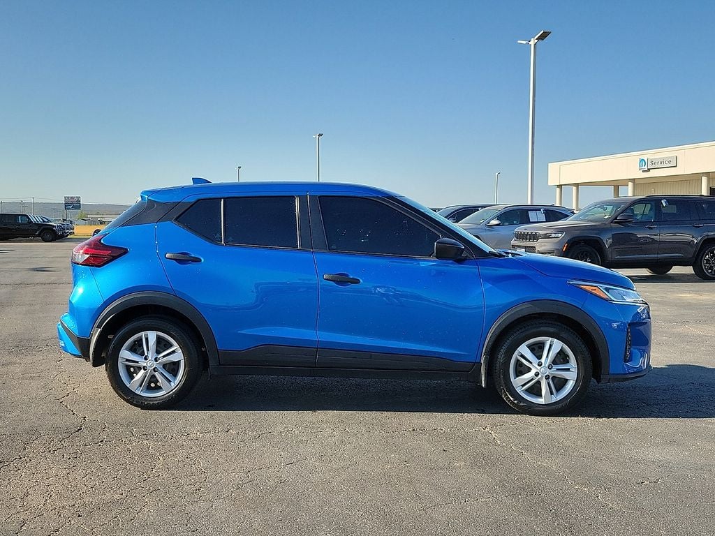 2023 Nissan Kicks S