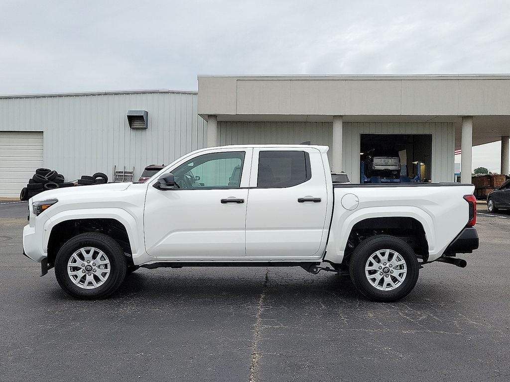 2025 Toyota Tacoma SR