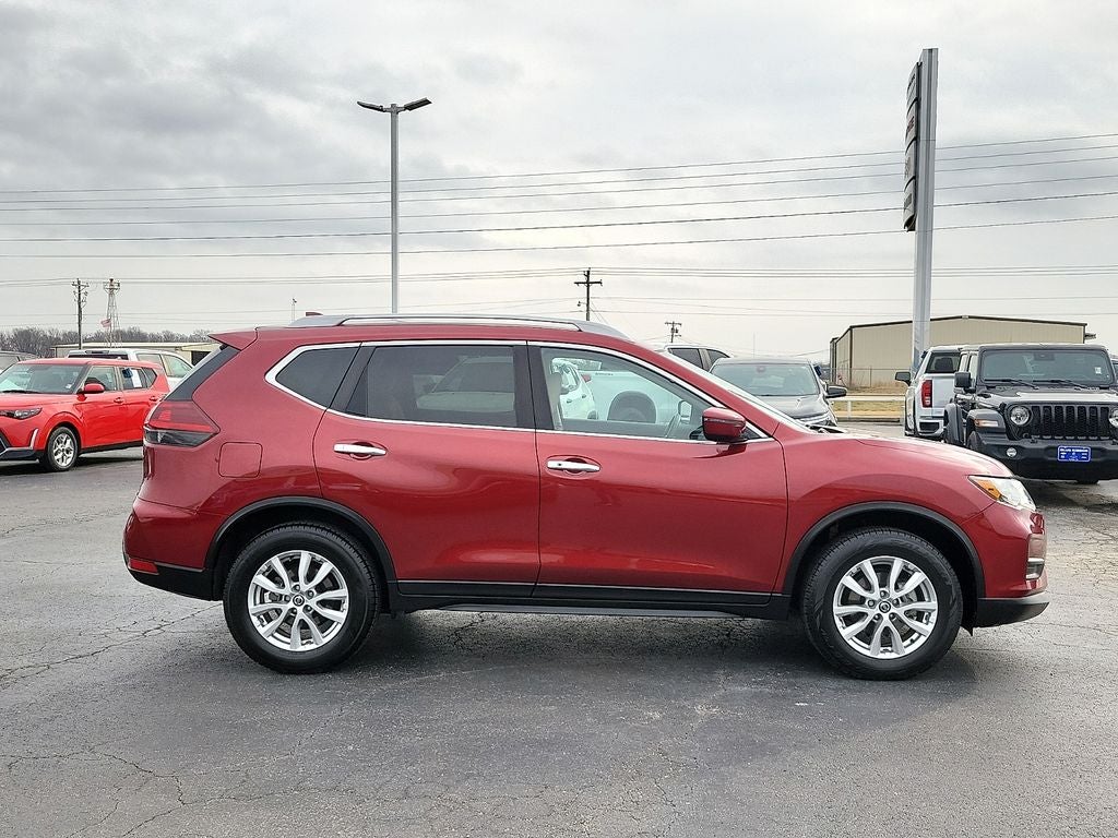 2020 Nissan Rogue SV