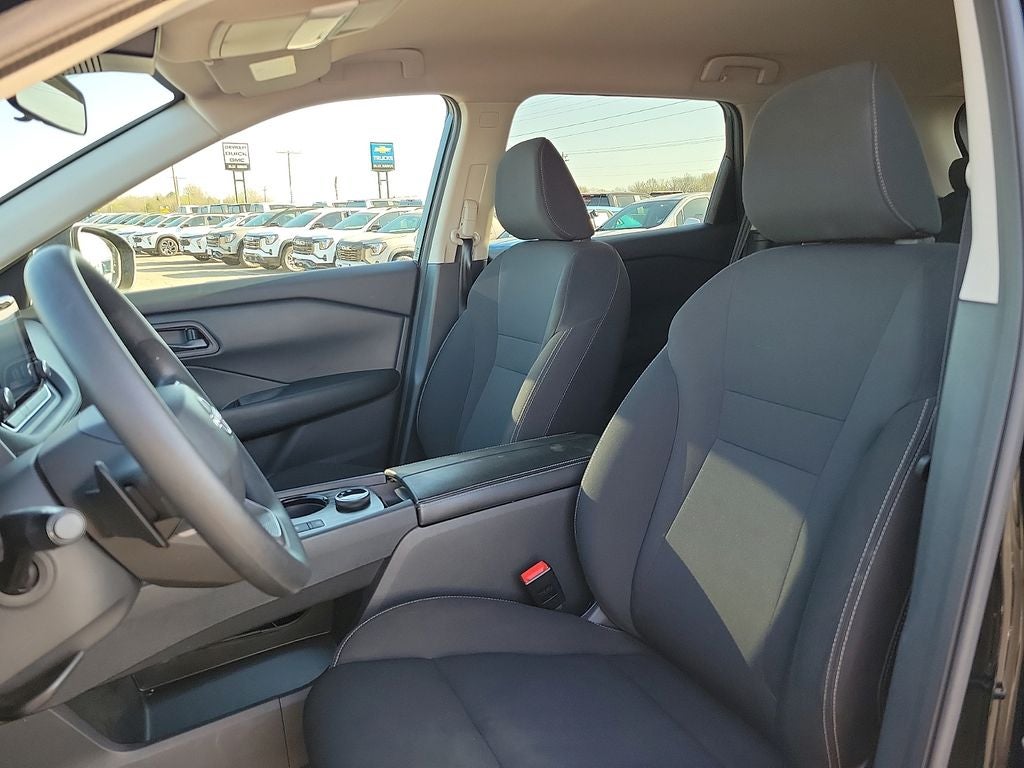 2025 Nissan Rogue S
