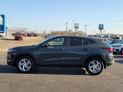 2025 Chevrolet Trax LS
