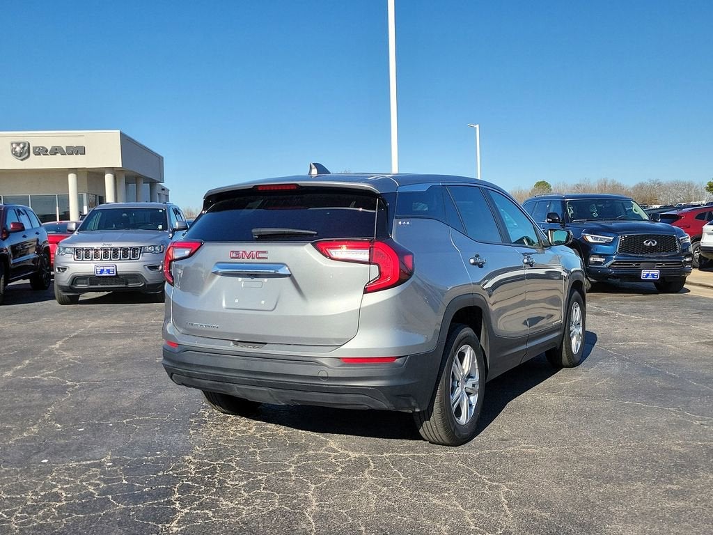 2024 GMC Terrain SLE