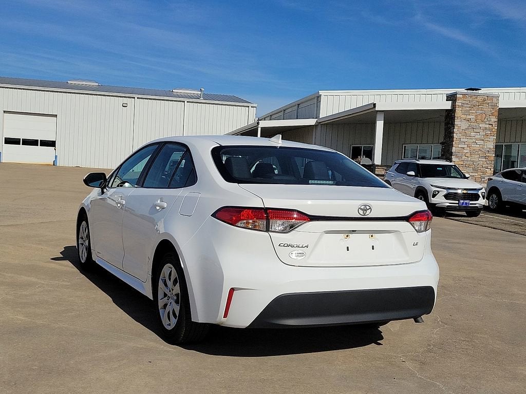 2025 Toyota Corolla LE